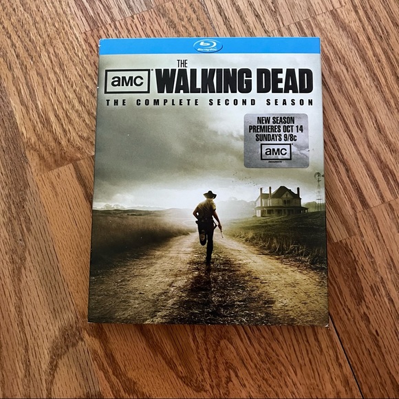 NWT/EUC AMC The Walking Dead TV Series DVD Set (Season 1 & Season 2) - Picture 9 of 12